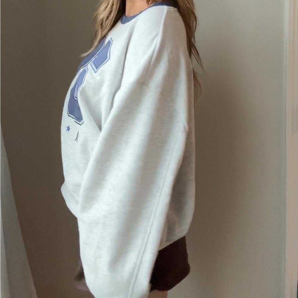 Women's Gray & Blue Graphic USA Memorial Day 4th of July Sweatshirt - Picture 9 of 10